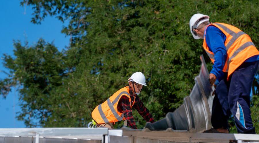 Professional gutter cleaning in Addy, WA